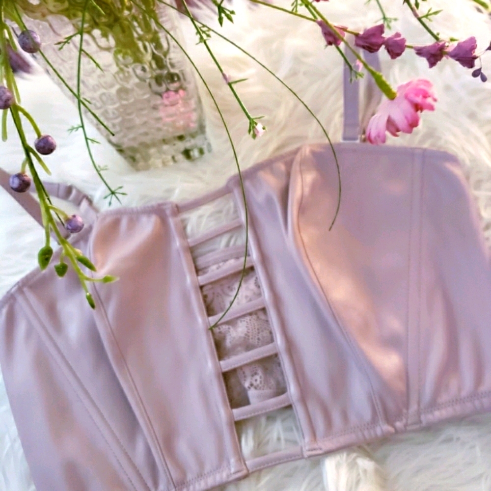NWT VICTORIA'S SECRET CORSET BRA